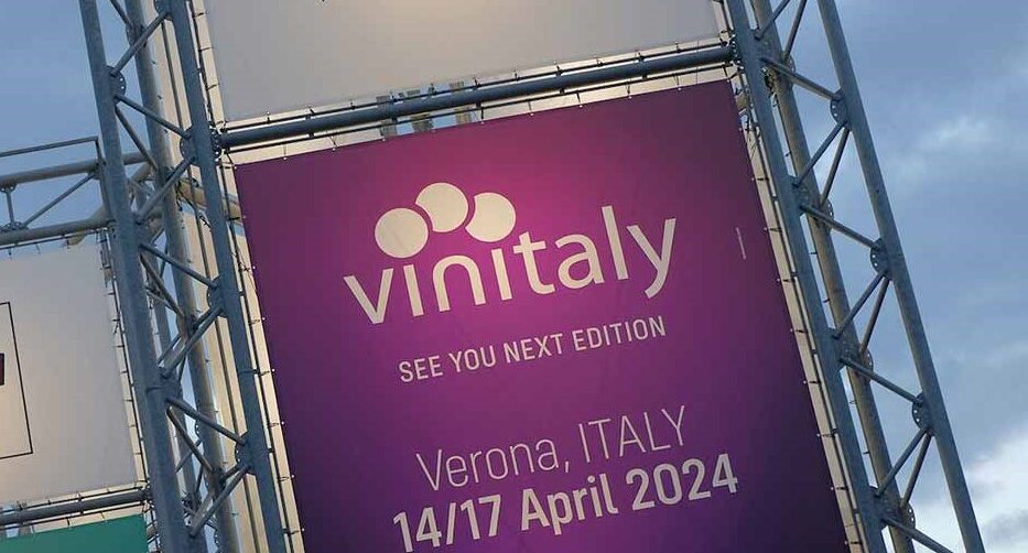 Hostess Vinitaly Verona